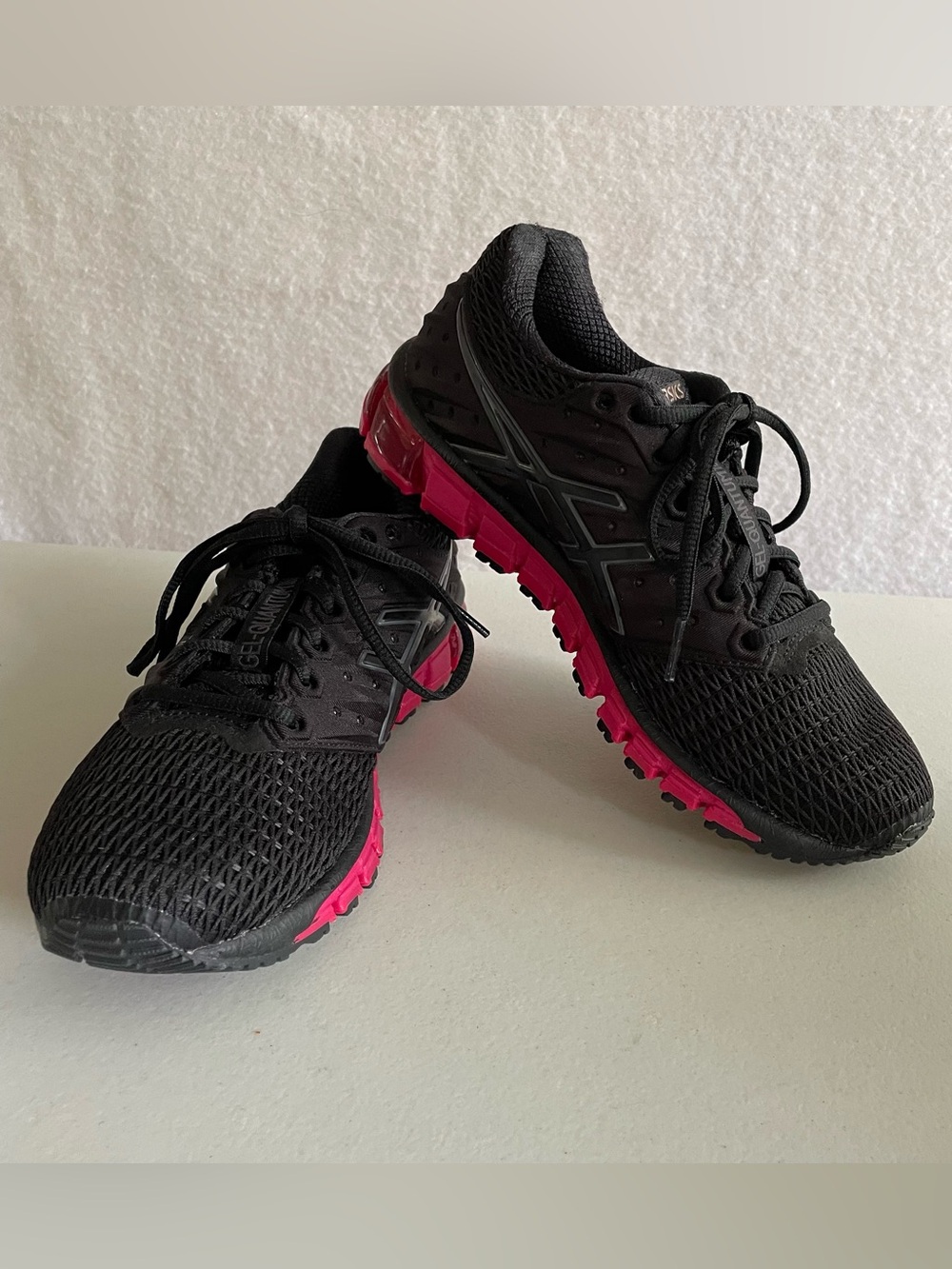 ASICS Women's Gel-Quantum 180 2 Running Shoes - Black/Cosmo Pink - Size US 7